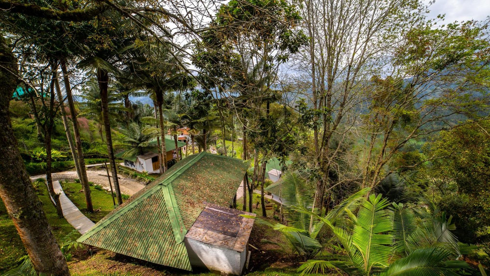 Kawa Mountain Retreat Hotel 4*