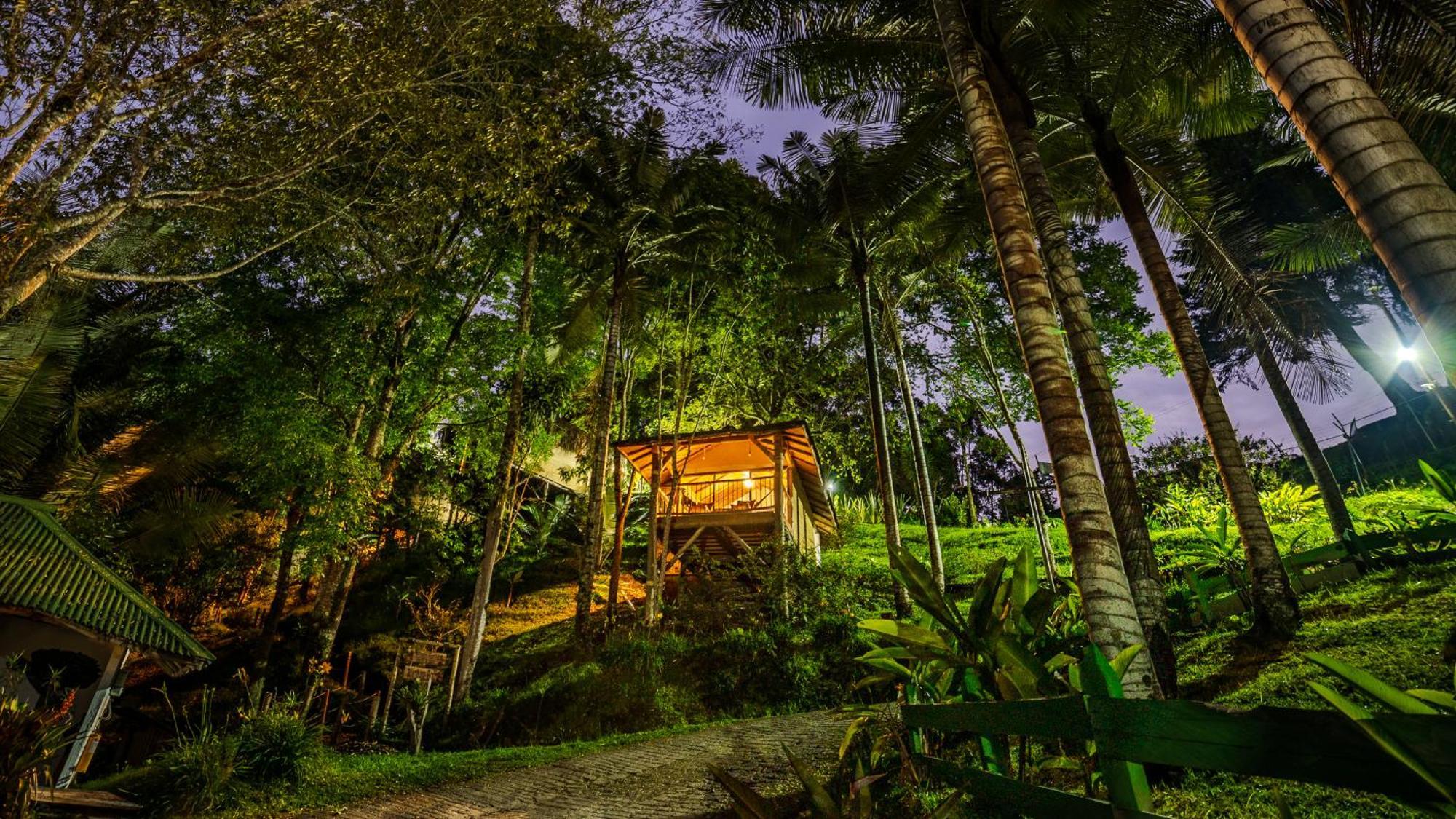 Kawa Mountain Retreat Hotel 4*